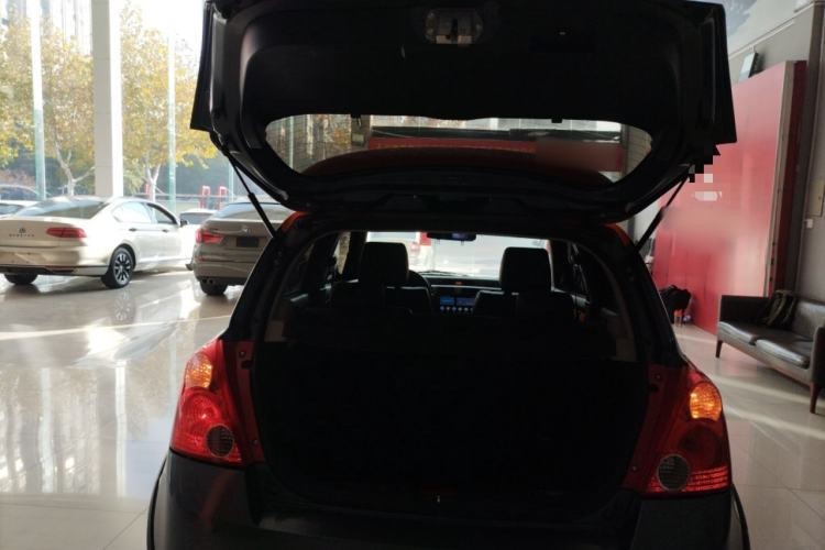Used Suzuki Swift 2016 1.5L Automatic Fashionable Coolplay Edition
