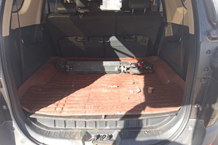 Used Dongfeng Fengon 370 2016 1.5L Manual Luxury Version SFG15-05 7 Seats