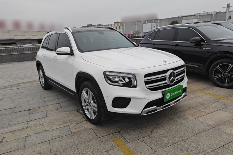 Used Mercedes-Benz GLB 2022 GLB 220 Dynamic Edition Front Right 45 Deg