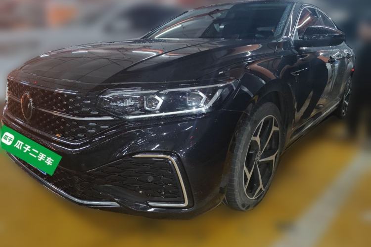 Used Volkswagen Passat 2024 380TSI Starry Dragon Edition