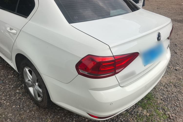 Used Volkswagen Lavida 2017 1.6L Automatic Fashion Edition
