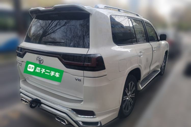 Used Toyota Land Cruiser 
