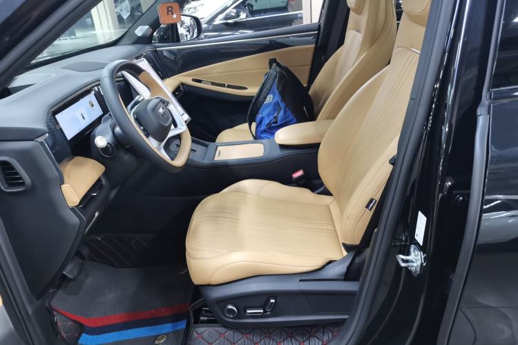 Used Geely Galaxy L7 2023 1.5T 115 km Starship Left Front Seat