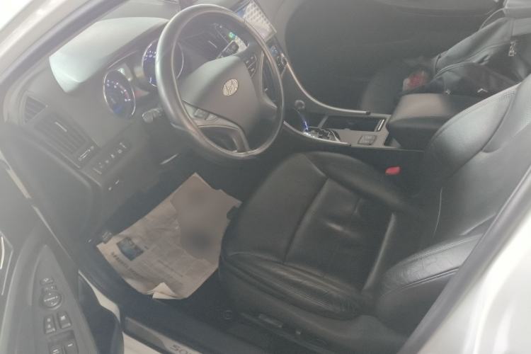 Used Hyundai Sonata 2011 2.0L Automatic Luxury Edition Left Front Seat