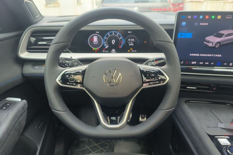 Used Volkswagen Teramont 2025 Tiguan Pro 450TSI Four-Wheel Drive Summit Edition
