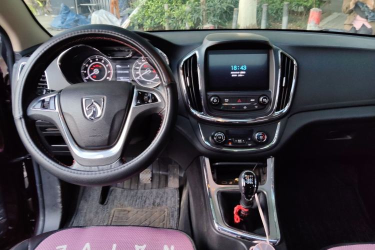 Used Baojun 560 2016 1.5T Manual Luxury Model