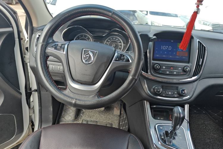 Used Baojun 560 2016 1.8L iAMT Luxury Model
