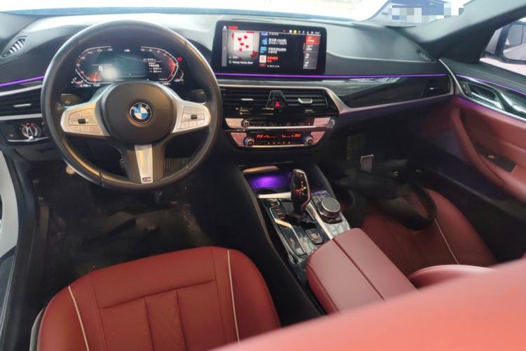 Used BMW 5 Series 2022 Second Facelift 525Li M Sport Package Center Console