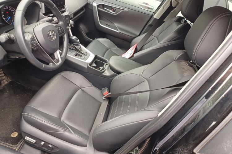 Used Toyota Wildlander 2022 Dual-Engine 2.5L E-CVT Two-Wheel Drive Luxury PLUS Edition