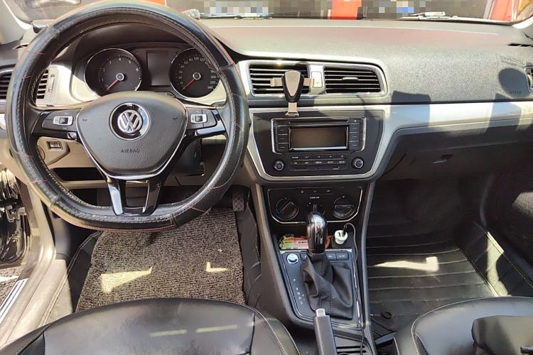 Used Volkswagen Lavida 2017 1.6L Automatic Comfort Edition