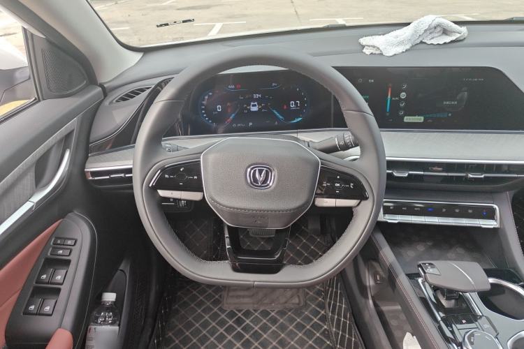 Used CHANGAN Eado 2024 PLUS Blue Whale NE 1.4T GDI DCT High-Energy Edition
