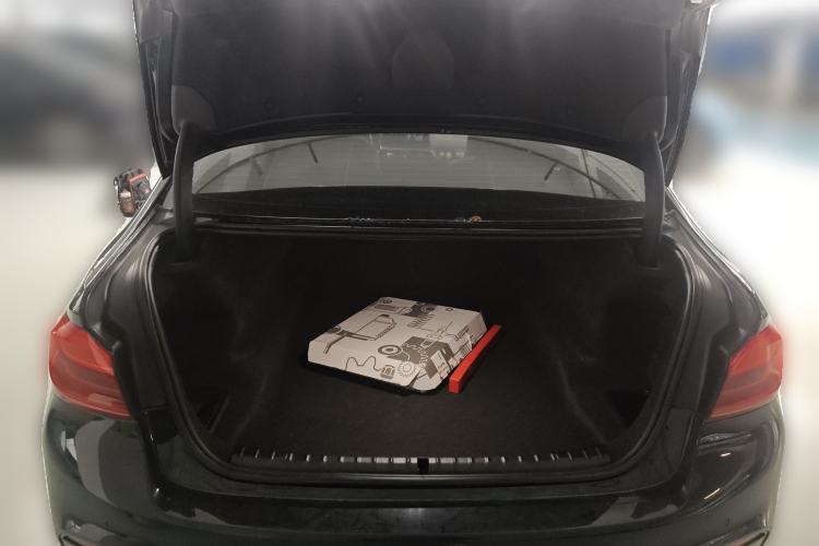 Used BMW 5 Series 2020 525Li M Sport Package Trunk