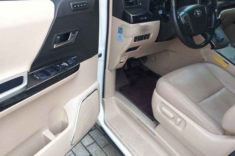 Used Toyota Alphard 2012 3.5L Luxury Edition Driver Seat