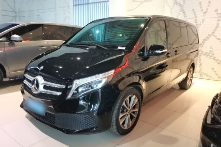 Used Mercedes-Benz V-Class 2021 V 260 Avantgarde Edition