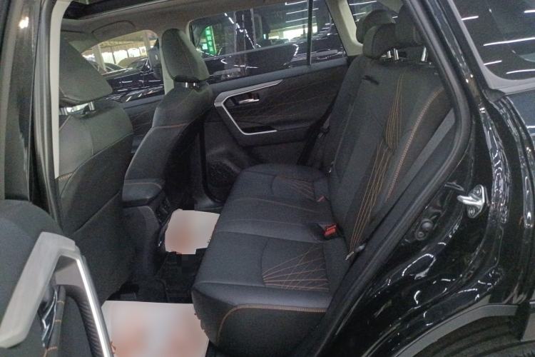 Used Toyota RAV4 2024 2.0L CVT Two-Wheel Drive Fashion Plus Edition Left Rear Seat