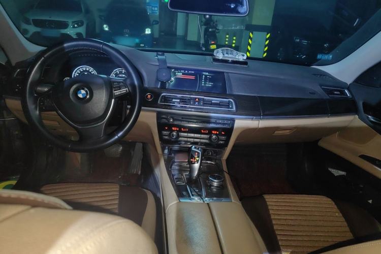 Used BMW 7 Series 2013 730Li Leading Model
