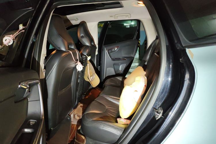 Used Volvo XC60 2013 T5 Zhiya Edition Left Rear Seat