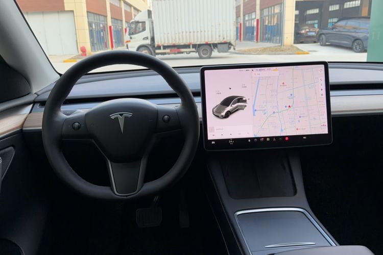 Used Tesla Model Y 2021 Standard Range Rear-Wheel Drive Version