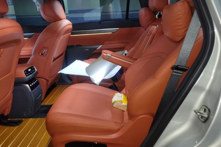 Used Dongfeng eπ eπ008 2024 210Max Range-Extended Version 6 Seats