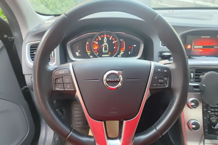 Used Volvo S60 2018 S60L T4 Smart & Ambitious Edition