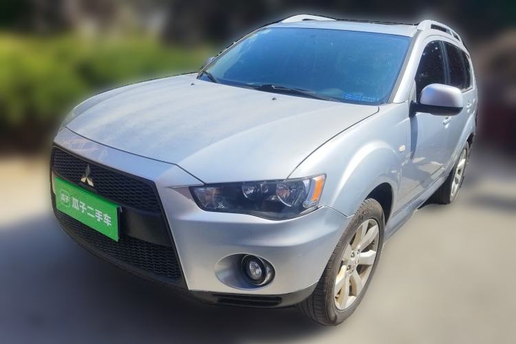 Used Mitsubishi Outlander 2010 Kijang 2.0 Sport Edition