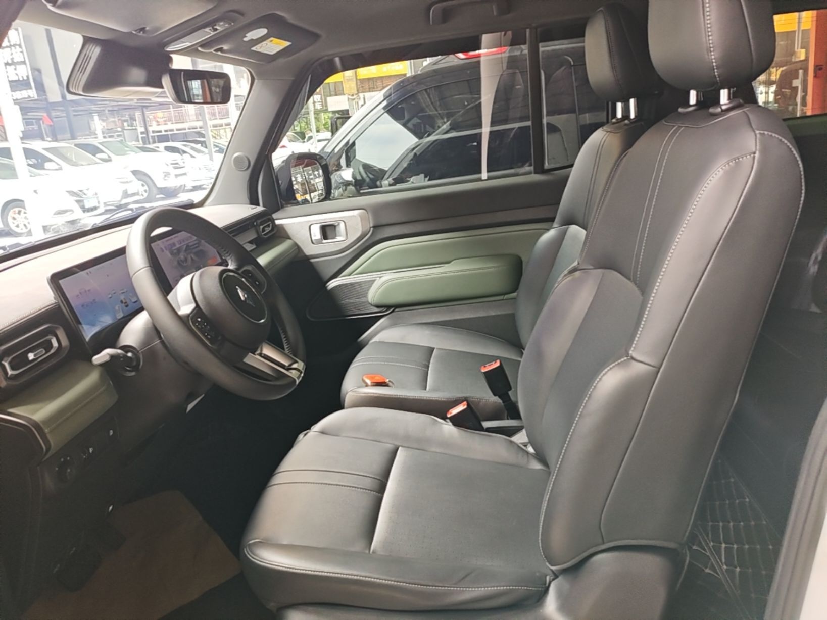 Interior delantero