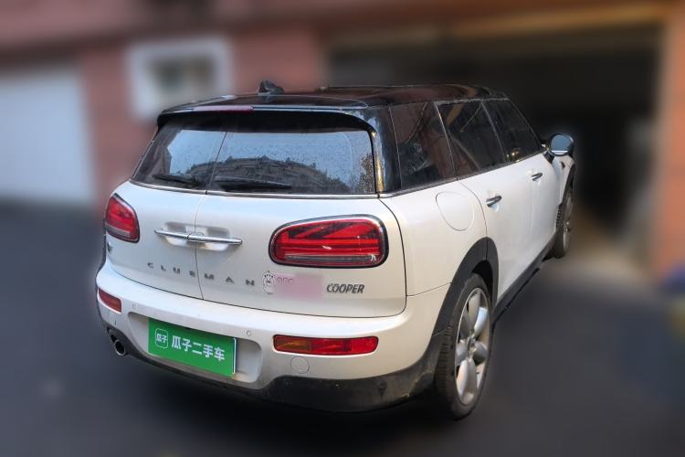 Used MINI Clubman 2023 Updated 1.5T COOPER Classic Edition Rear Right 45 Deg