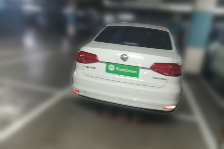 Used Volkswagen Sagitar 2015 1.6L Automatic Comfort Model Rear Right 45 Deg