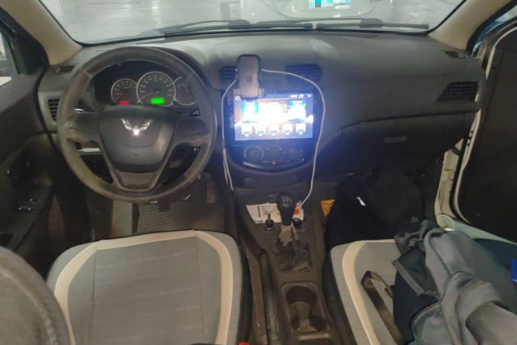 Used Wuling Hongguang 2016 1.5L Restyled S Comfort Version Center Console