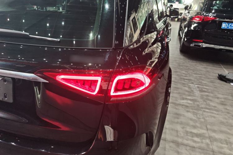 Used Mercedes-Benz GLE 2021 GLE 350 4MATIC Stylish Model Right Rear Taillight