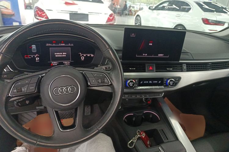 Used Audi A4L 2020 40 TFSI Luxury Dynamic Model
