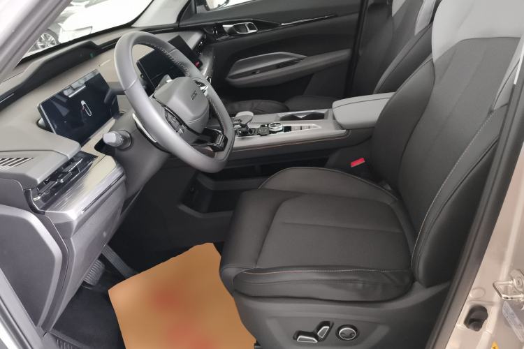 Used CHANGAN OSHAN Z6 2023 Blue Whale 1.5T DCT Smart Edition