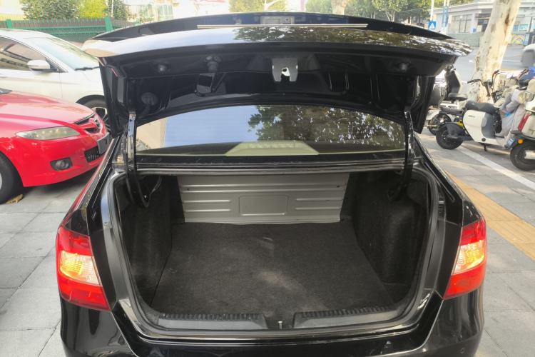 Used Skoda Rapid 2013 1.6L Automatic Smart Selection Model