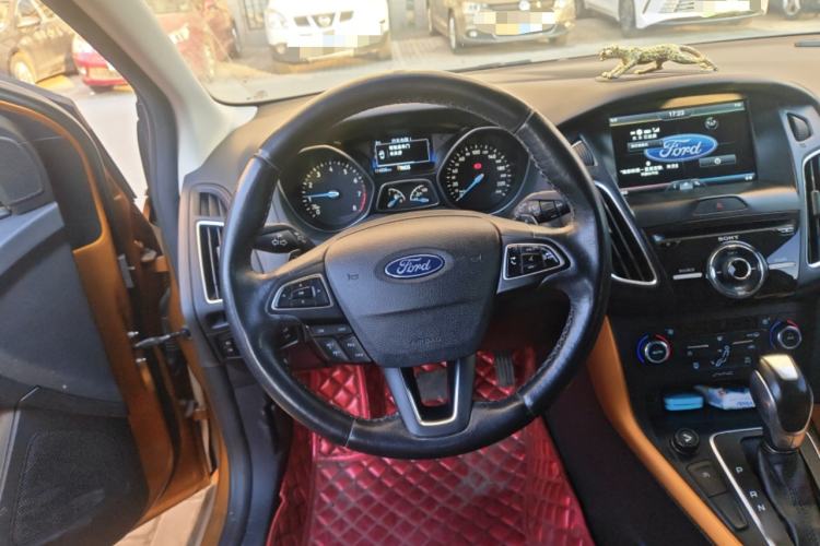 Used Ford Focus 2015 Hatchback EcoBoost 180 Automatic Sport Model