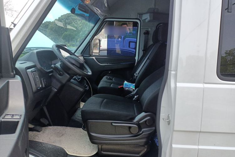 Used Iveco Daily  Left Front Seat