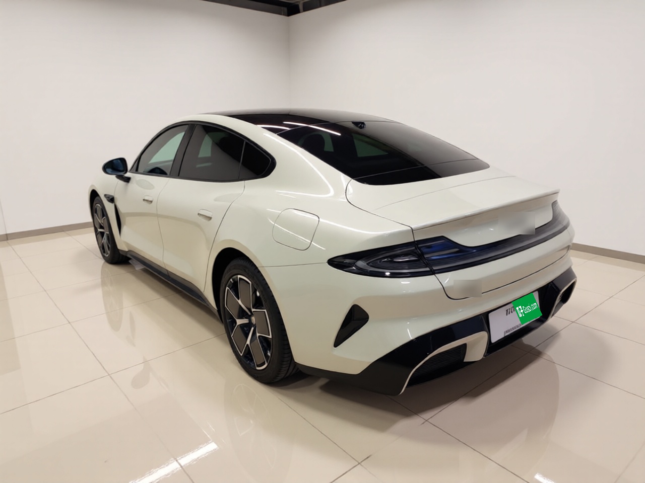 Xiaomi Auto SU7 2024 Rear-Drive Long-Range Intelligent Driving Version — снимка 4