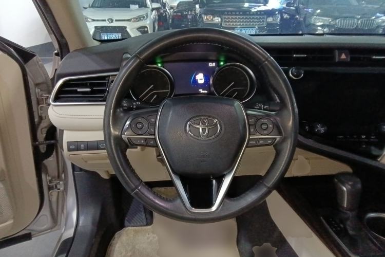 Used Toyota Camry 2019 2.5G Luxury Edition China VI Standard