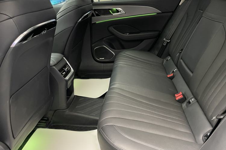 Used Hongqi H5 2023 2.0T Automatic Smart Connect Flagship Edition
