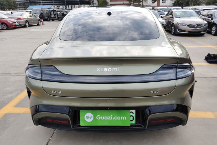 Used Xiaomi Auto SU7 2024 Four-Wheel Drive Ultra-Long Range Advanced Intelligent Driving Max Edition