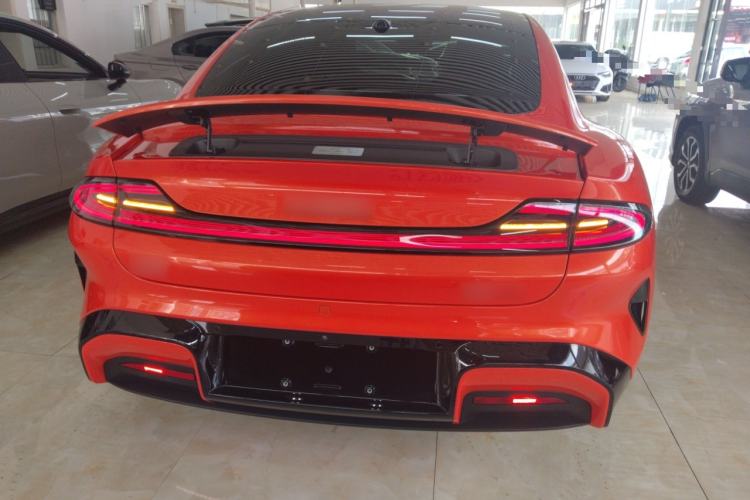 Used Xiaomi Auto SU7 2024 Four-Wheel Drive Ultra-Long Range Advanced Intelligent Driving Max Edition Rear