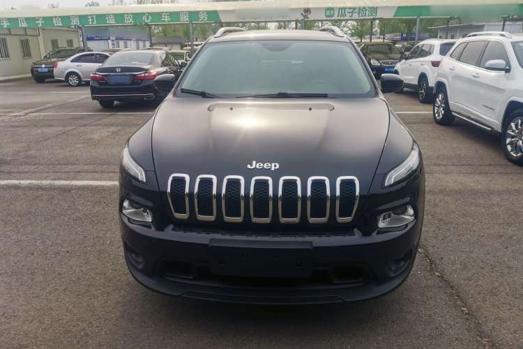 Used Jeep Cherokee 2016 2.4L Leading Edition