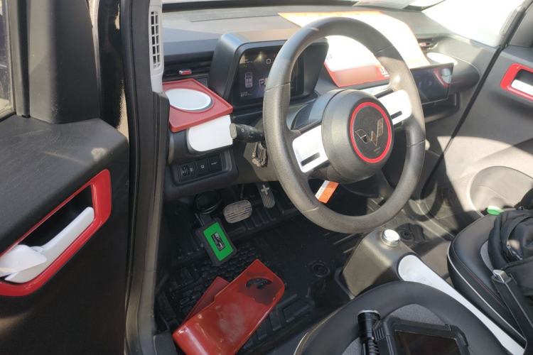 Used Wuling Hongguang MINIEV 2022 GAMEBOY 300km Enthusiast Model with Lithium Iron Phosphate