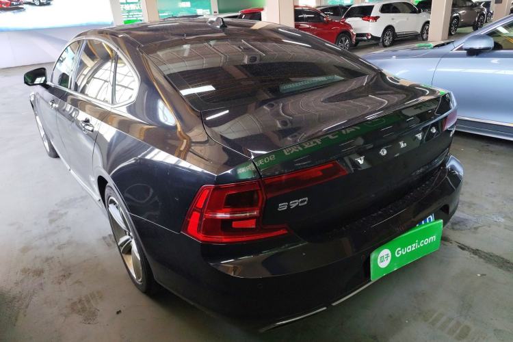 Used Volvo S90 2020 T5 Zhiyi Luxury Edition