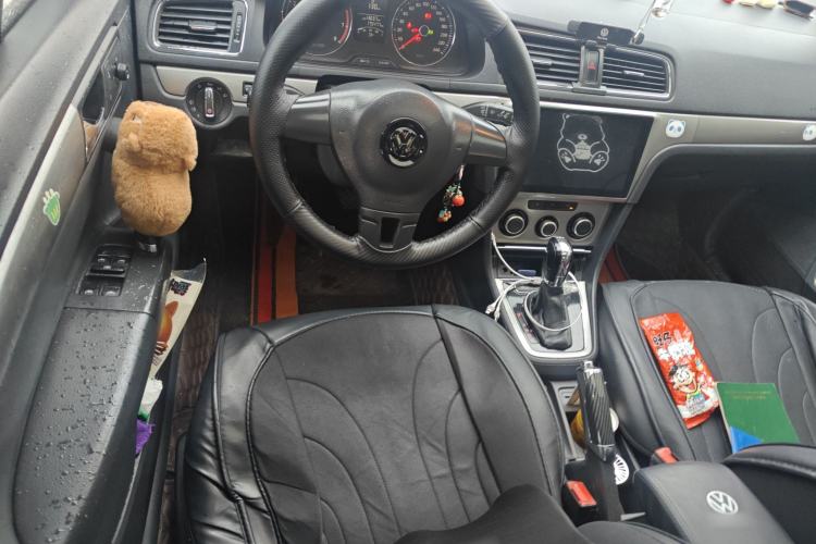 Used Volkswagen Lavida 2013 1.4TSI DSG Comfort Edition Steering Wheel