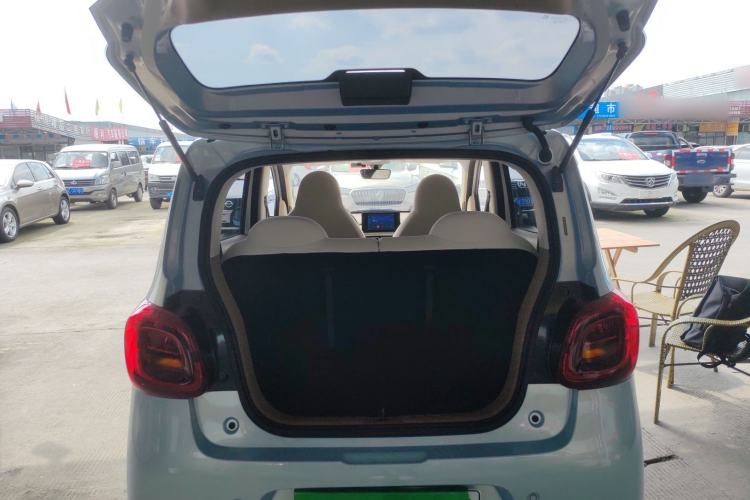 Used Wuling Hongguang MINIEV 2025 Four-Door Version Zhenxiang+ Edition Trunk