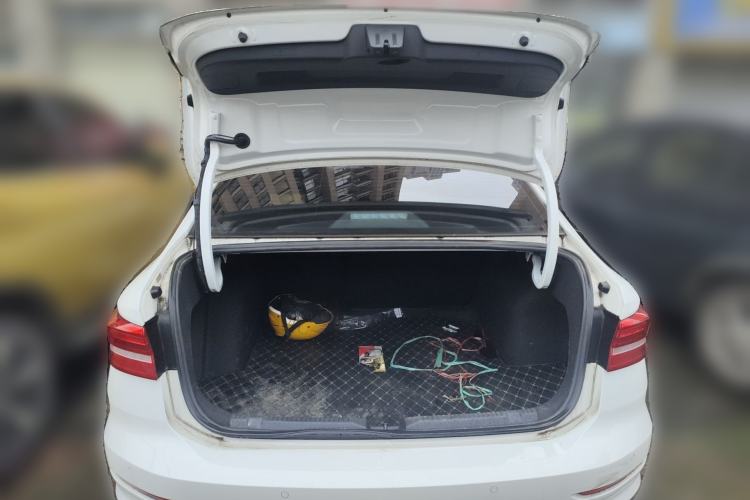 Used Volkswagen Lavida 2019 280TSI DSG Comfort Edition China VI standard Trunk