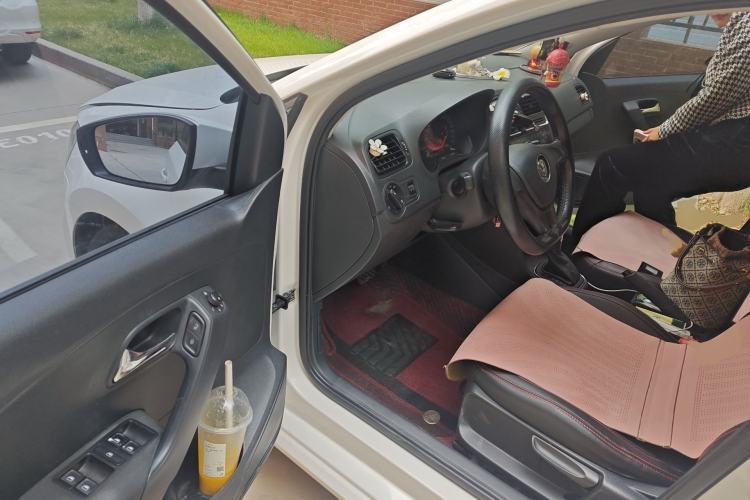 Used Volkswagen Polo 2016 1.4L Automatic Trendy Model
