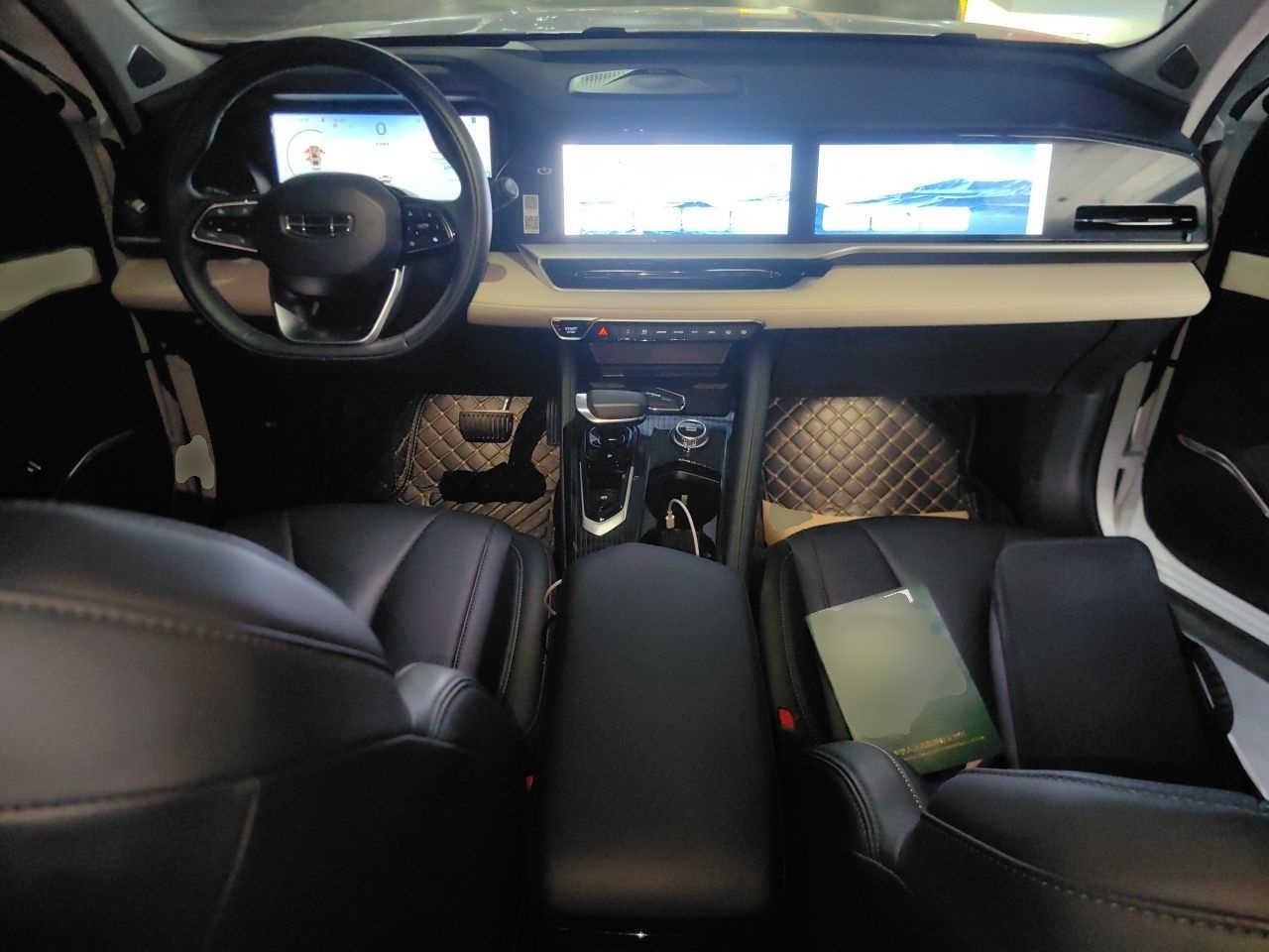 Geely Auto Monjaro L 2023 2.0TD High-Power Automatic Two-Wheel Drive Flagship Version — снимка 18