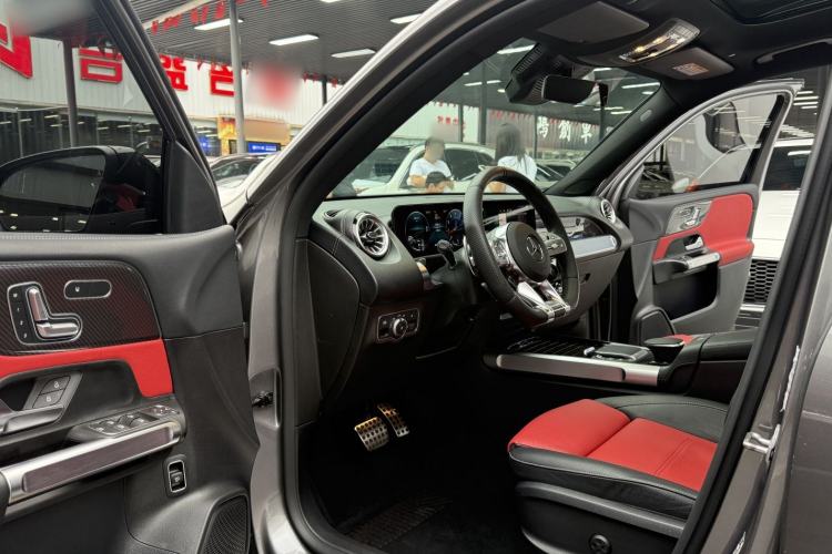 Used Mercedes-Benz GLB AMG 2021-Year Restyled AMG GLB 35 4MATIC Interior 4