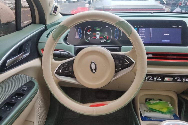 Used ORA Good Cat 2022 Morandi Edition 400km Standard Range Premium Version Lithium Iron Phosphate Steering Wheel